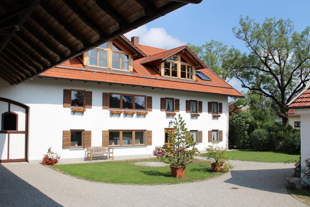 Michlhof Apartment Oberostendorf Bagian luar foto