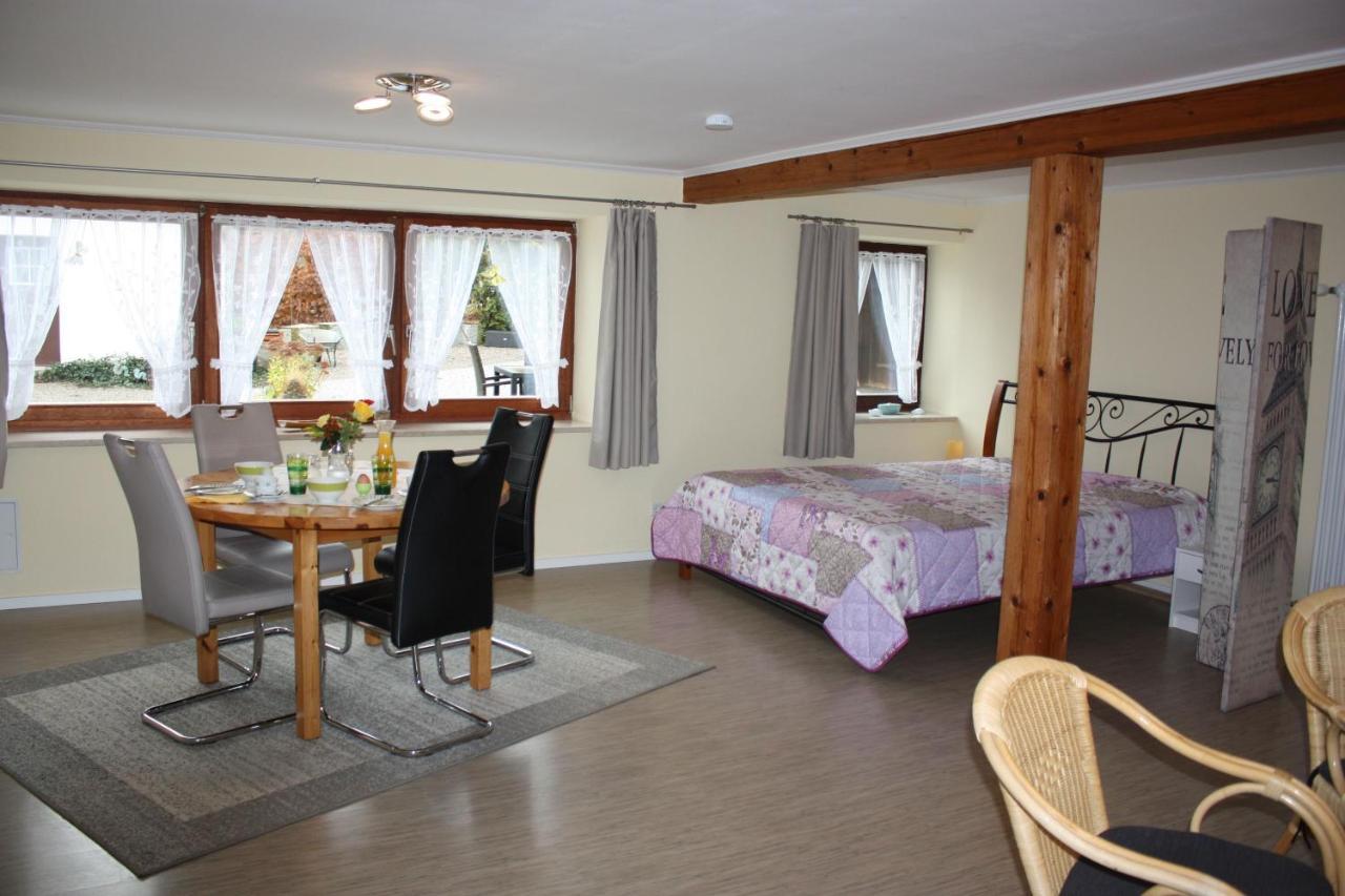 Michlhof Apartment Oberostendorf Bagian luar foto